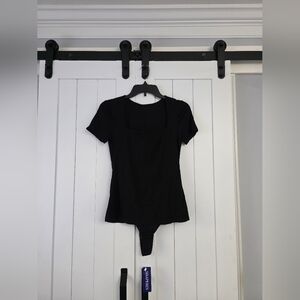 Shaperin Built-In Shapewear Bodysuit 3-In-1 Short Sleeve Top. NEW!